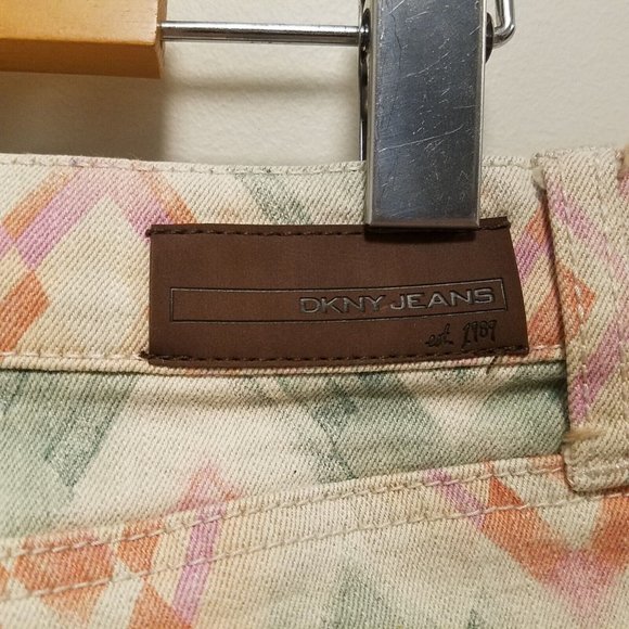 DKNY Jeans Shorts Size 4 Tie Dye City Boyfriend Orange Green Diamond Argyle - Picture 9 of 14